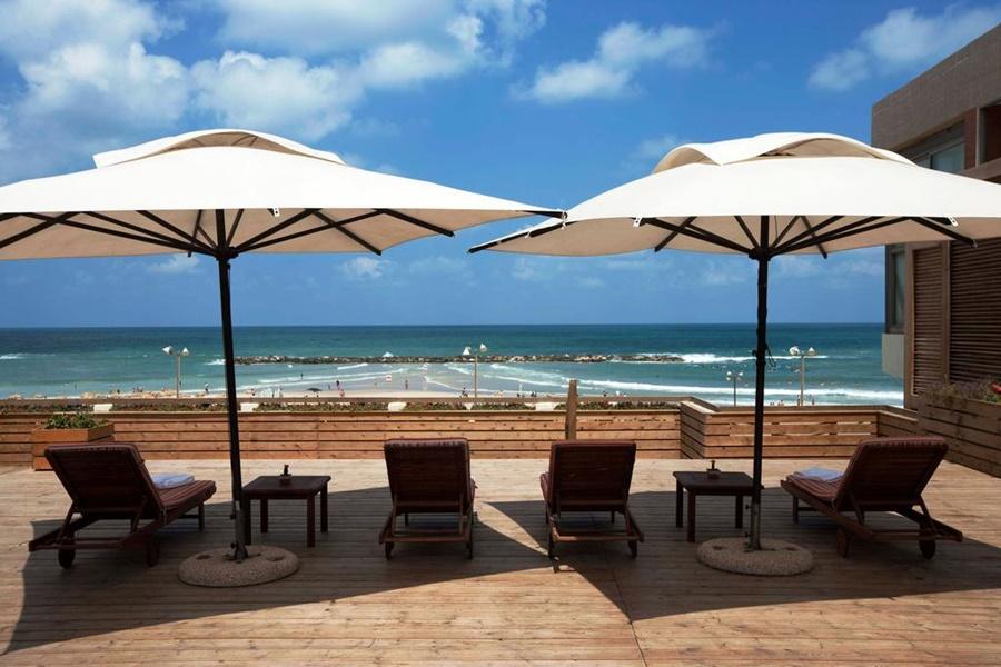 Renaissance Tel Aviv Hotel Exterior photo